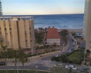 Vista exterior de Apartament per a compartir en Alicante / Alacant amb Terrassa, Piscina i Balcó