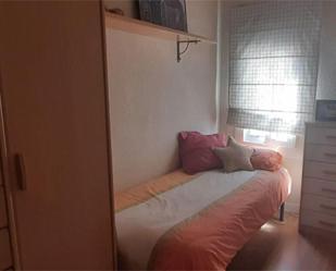 Bedroom of Flat to share in  Barcelona Capital  with Air Conditioner, Heating and Parquet flooring