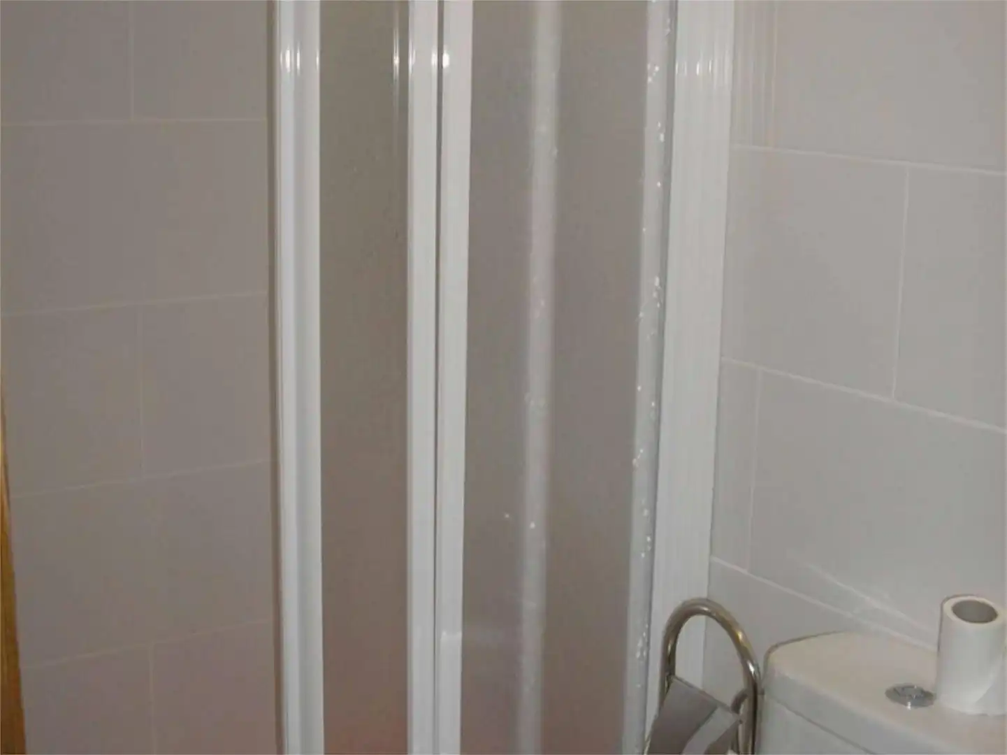 Piso en venta en Calle Clara Campoamor, 41, Carboneras Baño de Piso en venta en Carboneras con Aire acondicionado y Amueblado