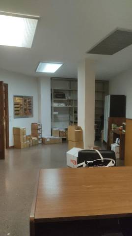 Local comercial en Venta en Calle de Mercedes Arteaga, 21 en Opañel