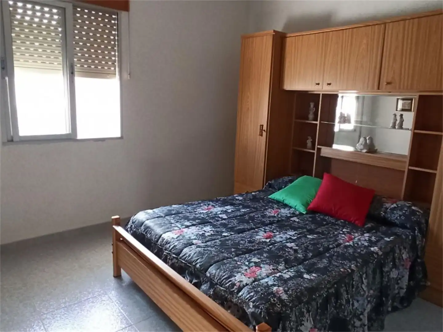 Habitación de Casa adosada en venta en El Robledo   con Aire acondicionado, Jardín privado y Amueblado