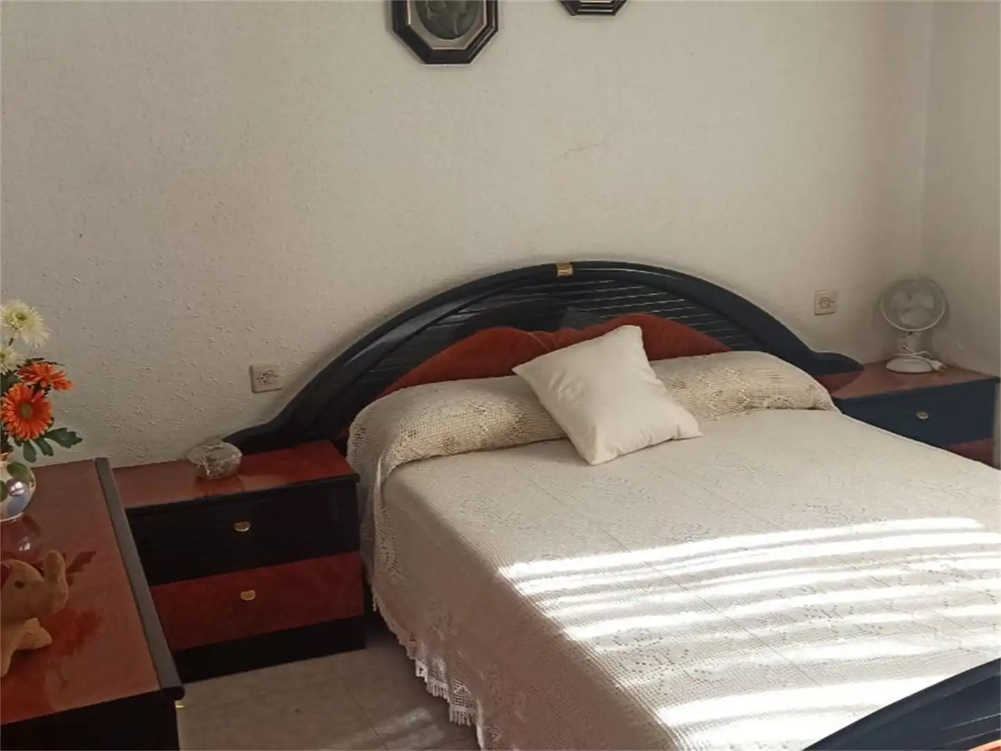 Habitación de Casa adosada en venta en El Robledo   con Aire acondicionado, Jardín privado y Amueblado
