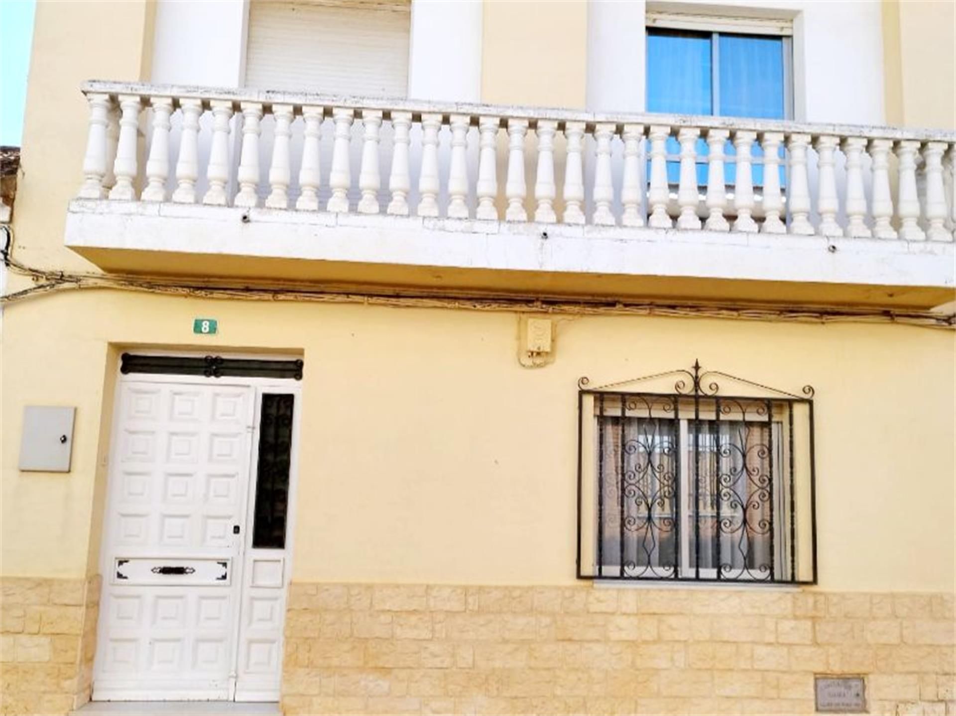Exterior view of Single-family semi-detached for sale in El Robledo    with Air Conditioner, Private garden and Furnished