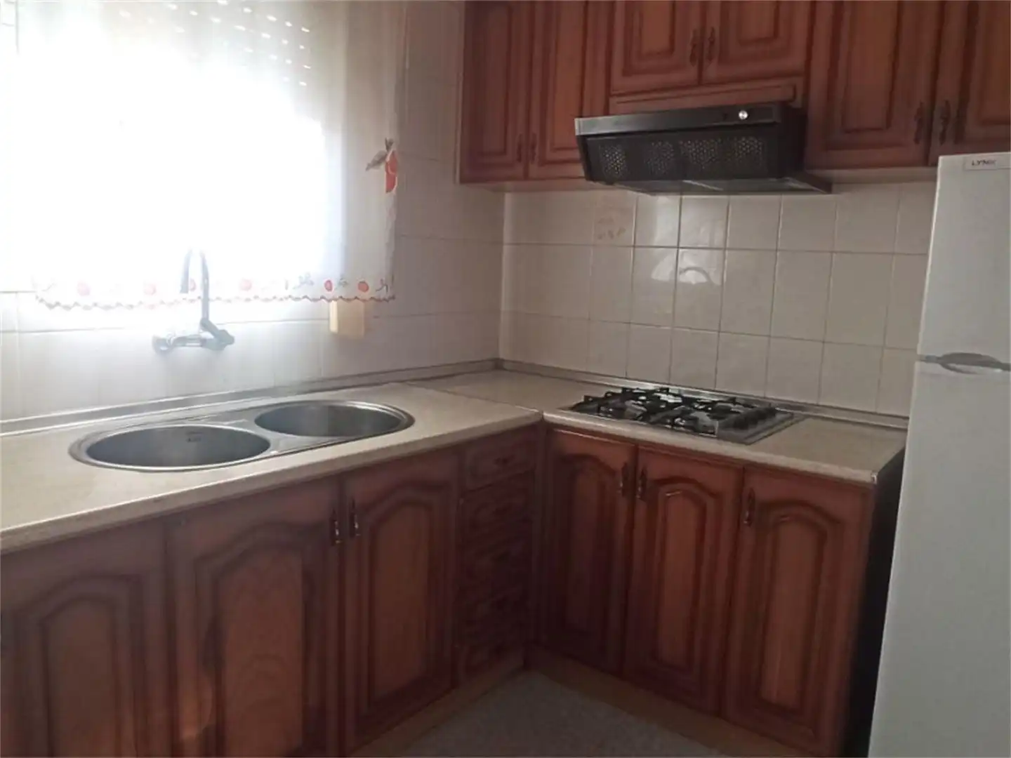 Cocina de Casa adosada en venta en El Robledo   con Aire acondicionado, Jardín privado y Amueblado