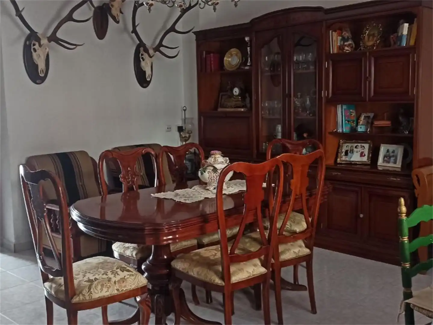 Comedor de Casa adosada en venta en El Robledo   con Aire acondicionado, Jardín privado y Amueblado