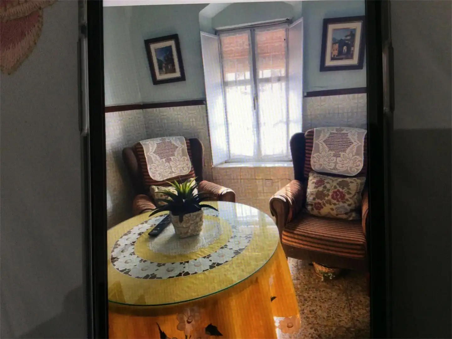 Sala de estar de Casa adosada en venta en Monterrubio de la Serena con Amueblado y Balcón