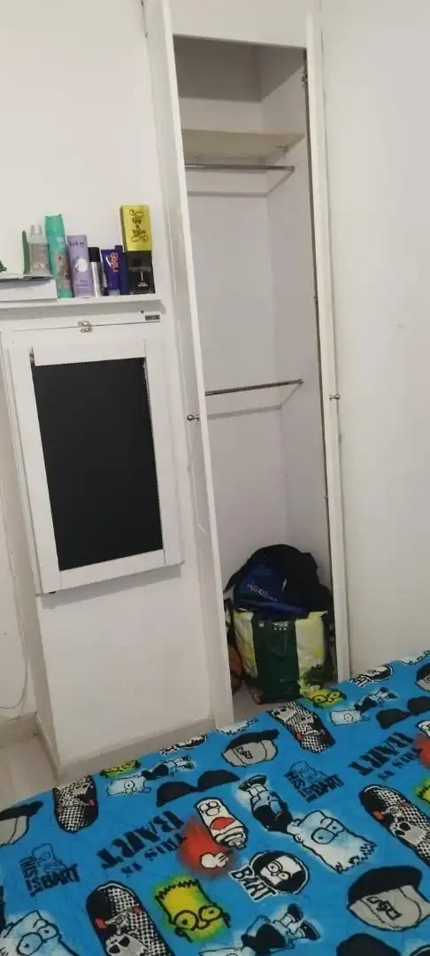 Habitación de Piso para compartir en Tres Cantos con Aire acondicionado, Calefacción y Jardín privado