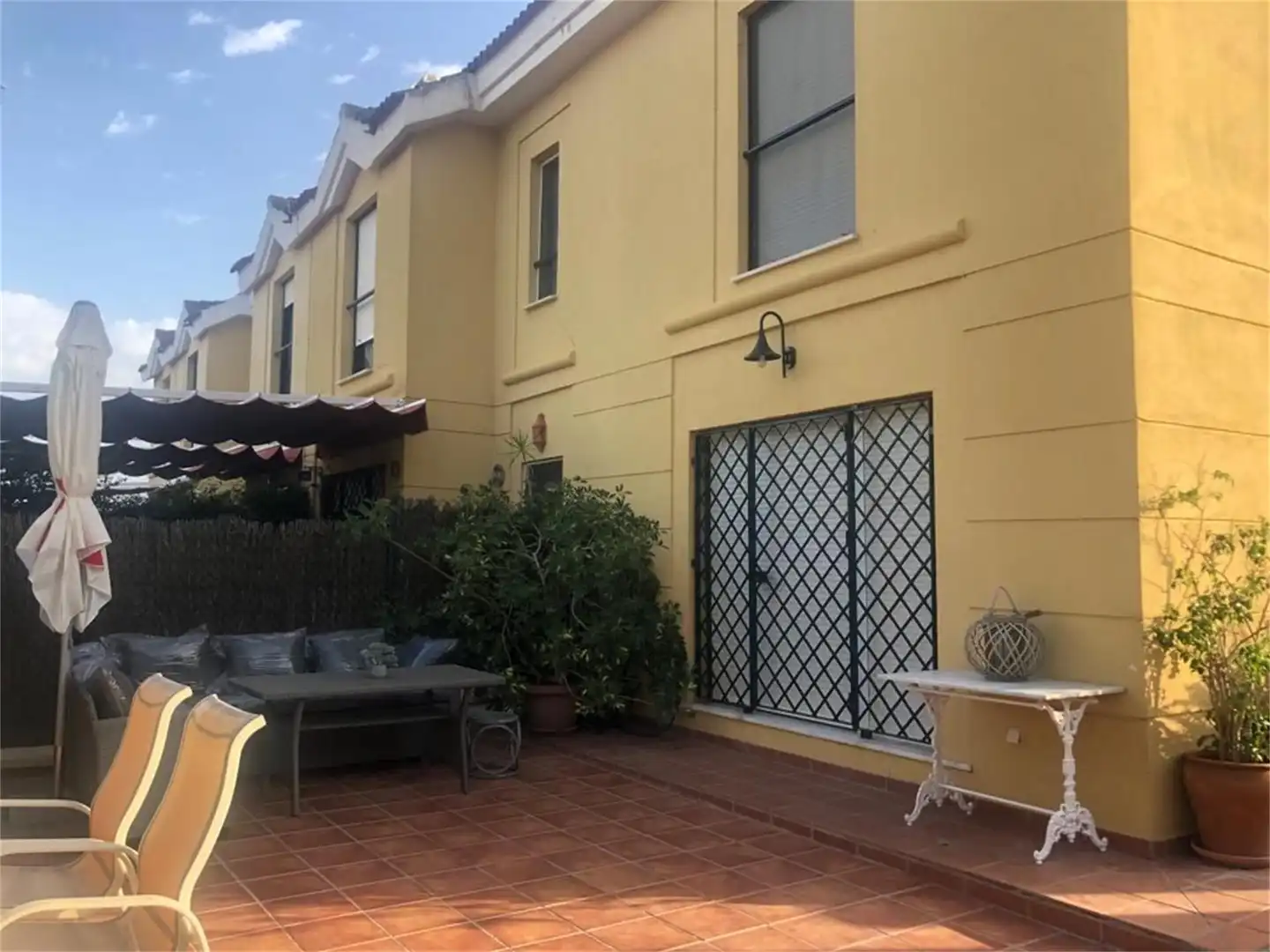 Casa o chalet de alquiler en Calle del Litoral, 32, Valdelagrana Terraza de Casa o chalet de alquiler en El Puerto de Santa María con Aire acondicionado, Calefacción y Jardín privado