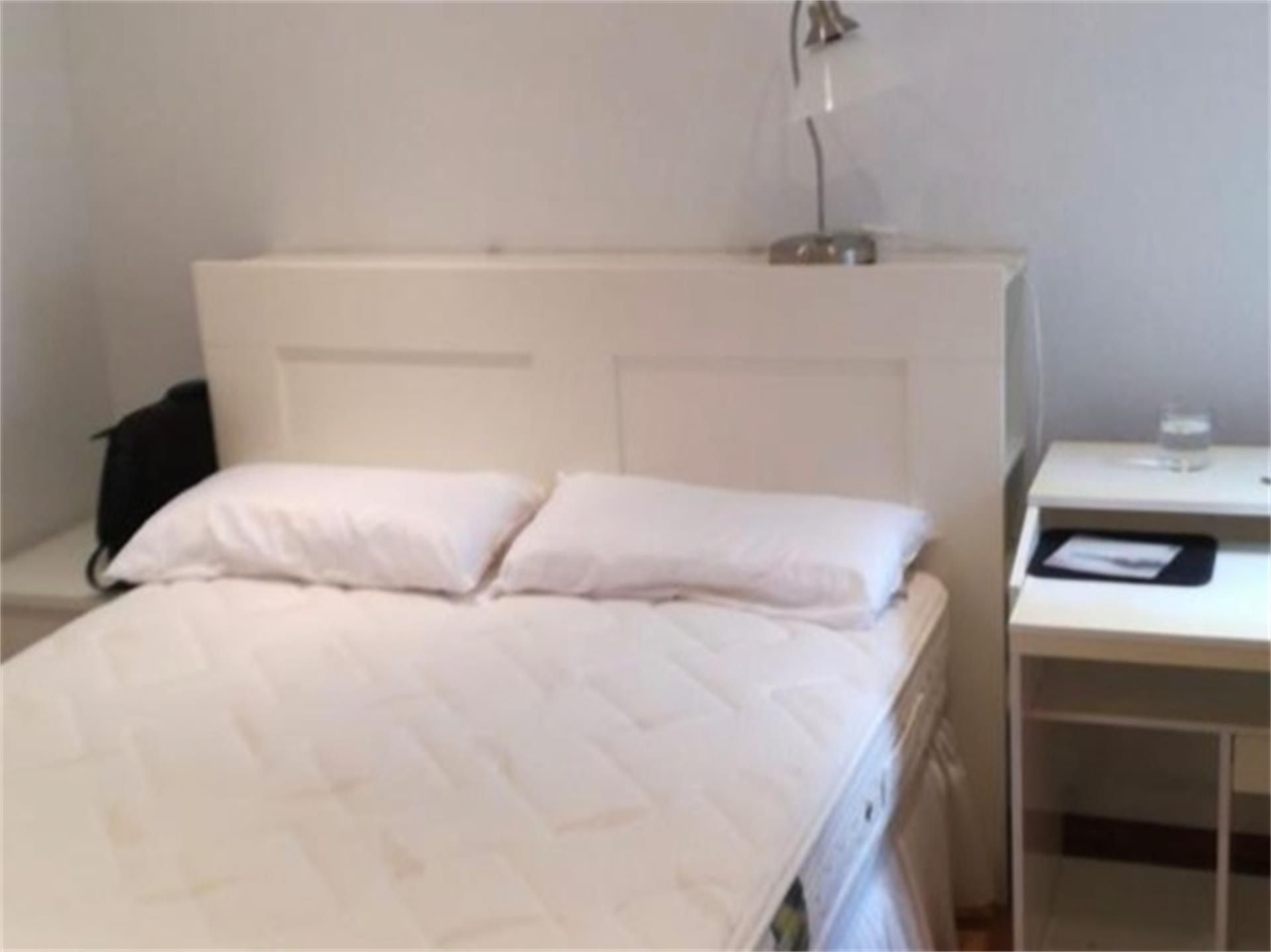 Flat for sale in Carrer de Sant Just Desvern, 8, Les Planes Bedroom of Flat for sale in Sant Joan Despí with Air Conditioner