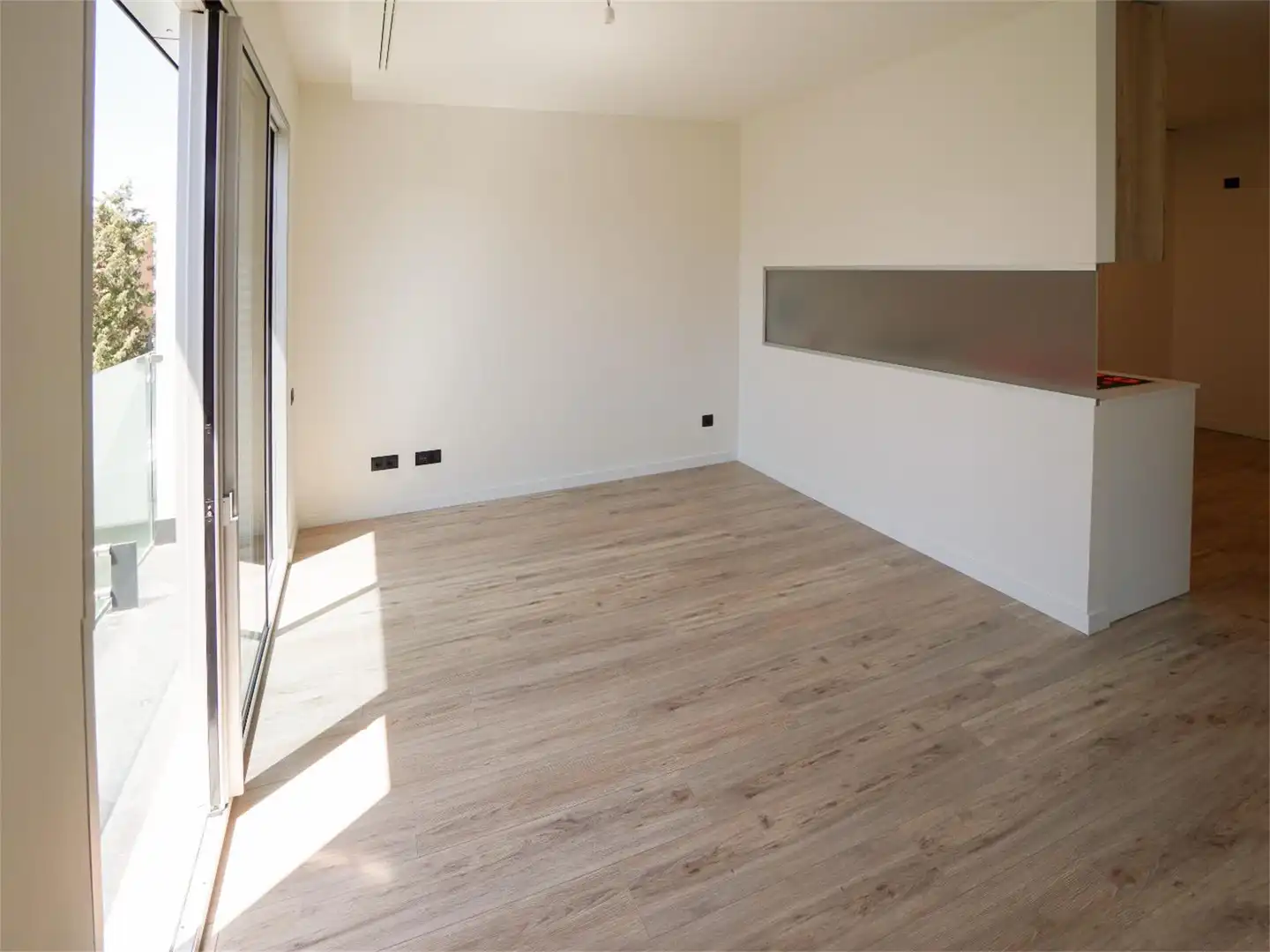 Oficina de alquiler en Calle de la Costa Brava, 13, Mirasierra Habitación de Oficina de alquiler en Madrid