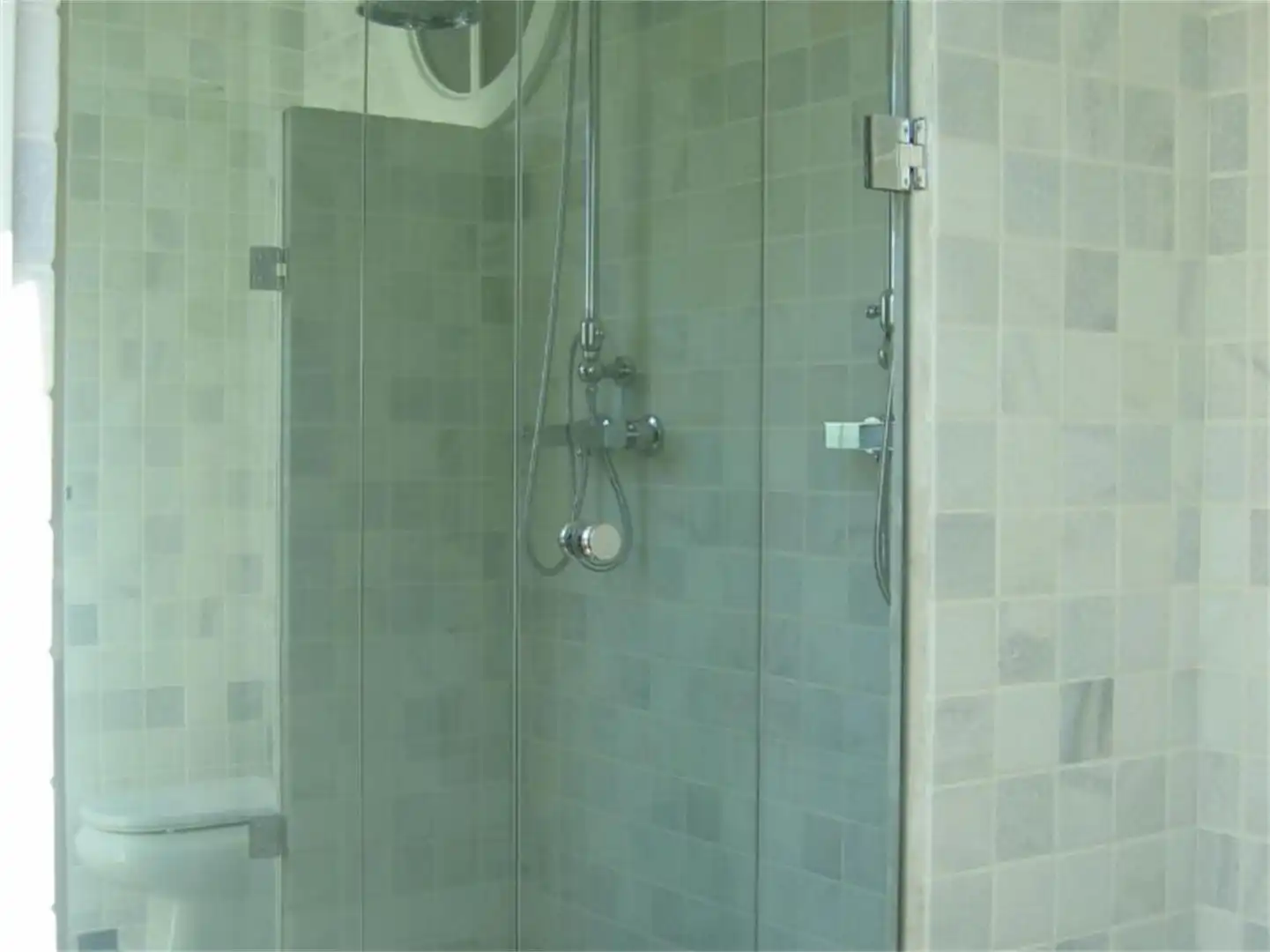 Bathroom of Houses for sale in O Grove    with Heating, Private garden and Parquet flooring