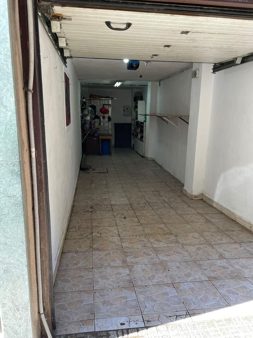 Garage to rent in  Melilla Capital