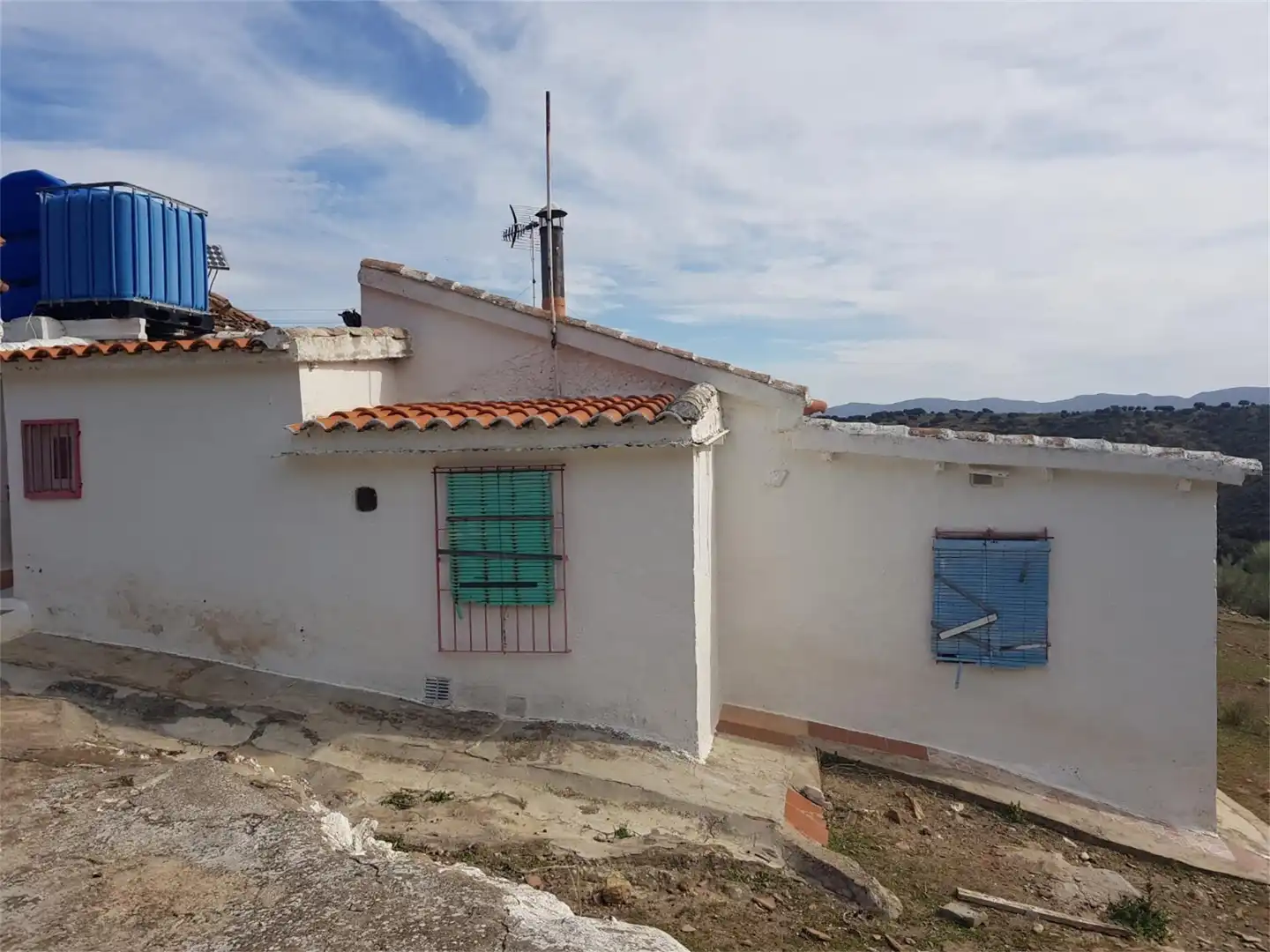 Houses for sale in Calle Libertad, 1, Solana del Pino Exterior view of Houses for sale in Solana del Pino with TV