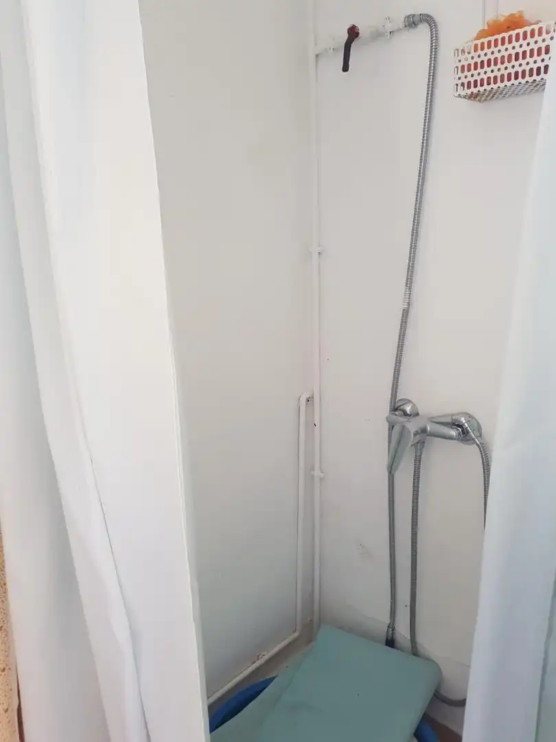 Houses for sale in Calle Libertad, 1, Solana del Pino Bathroom of Houses for sale in Solana del Pino with TV