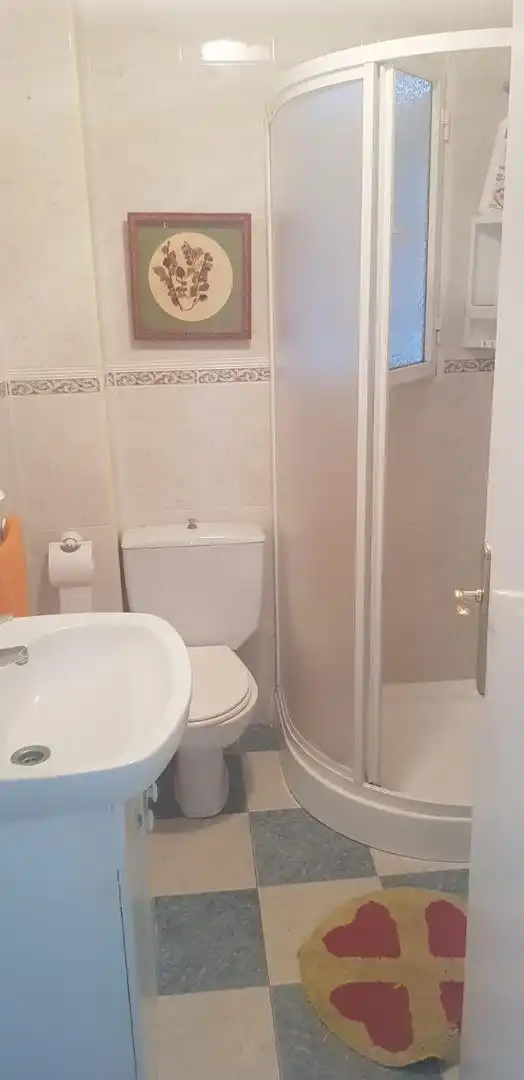 Apartament de lloguer a Avenida Cristóbal Colón, 44, El Portil Bany de Apartament de lloguer en El Portil amb Jardí privat, Terrassa i Moblat