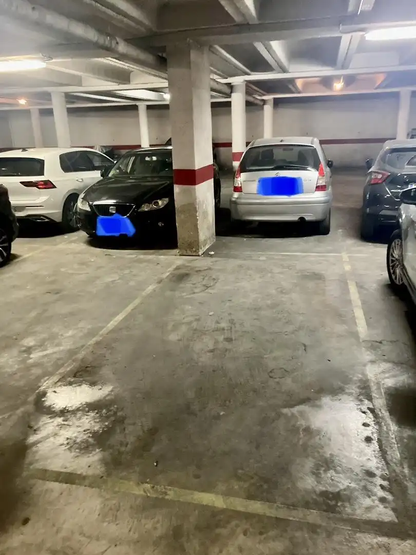 Garage zur Miete in Carrer de Barcelona, 9, Moncada Parkplatz von Garage zur Miete in Moncada