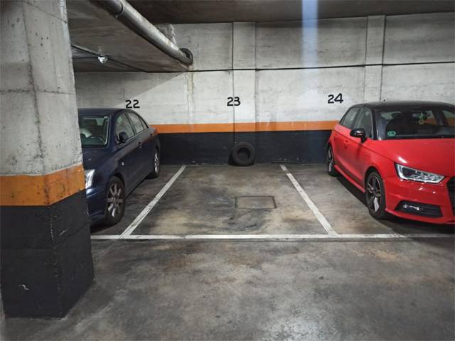 Garaje en Venta en Calle de Ramón Gómez de la Serna, 66 en Peñagrande