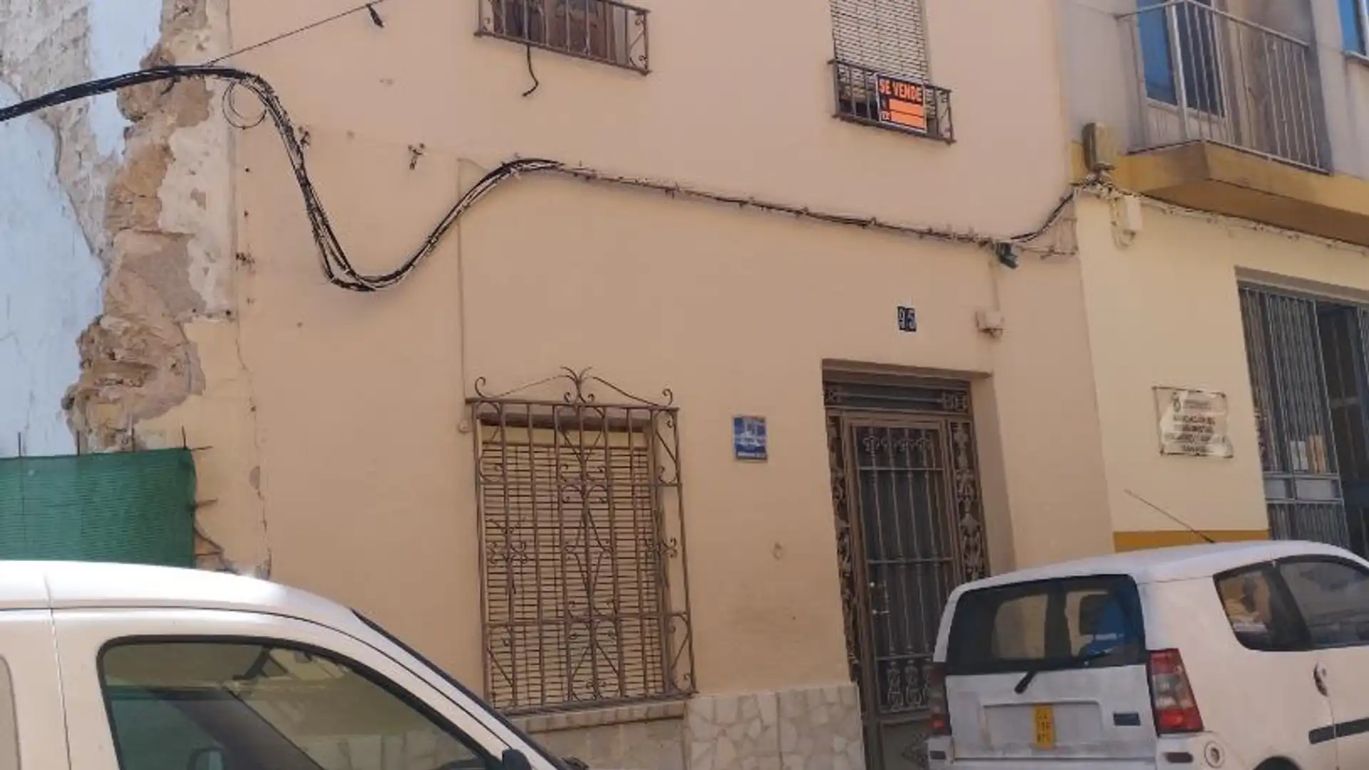 Vista exterior de Casa adosada en venta en Torre del Campo