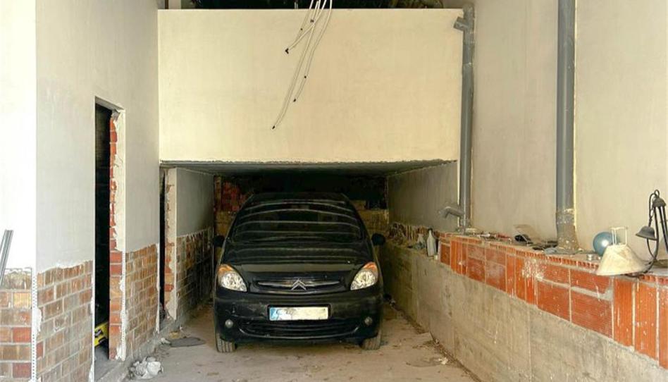 Foto 1 de Casa adosada en venda a Carrer Pista Castell, 9, Centre - Passeig i Rodalies, Barcelona