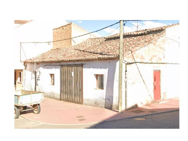 Garaje en Venta en Plaza Santa Beatriz de Silva, 10 en Fuensaldaña