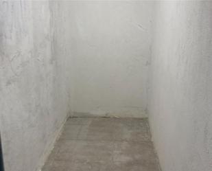 Box room to rent in  Madrid Capital