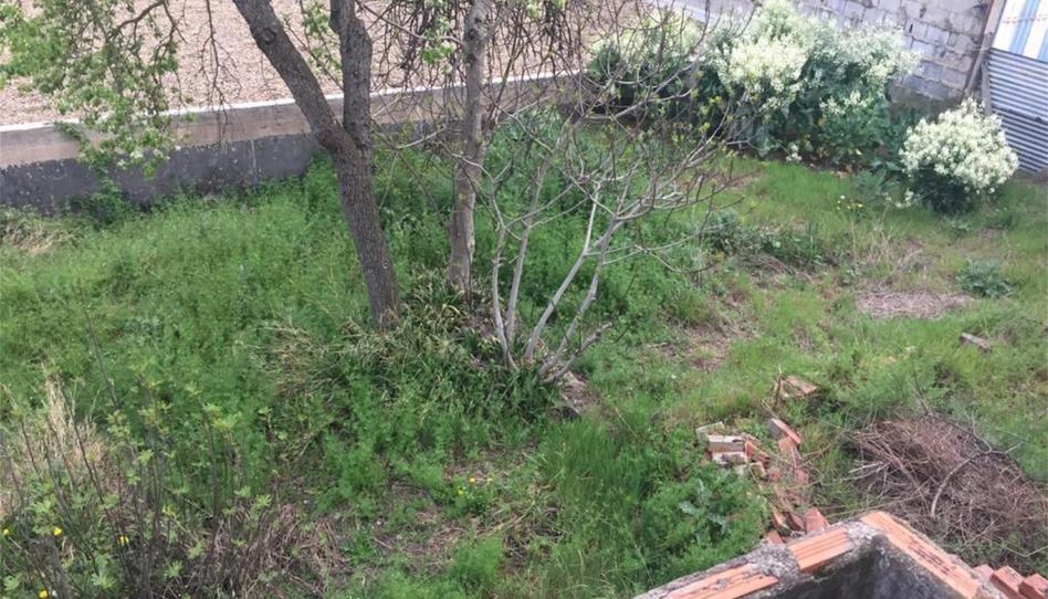 Photo 1 of Single-family semi-detached for sale in Calle Salamanca Fs, 7, Flores de Sil - La Placa, León