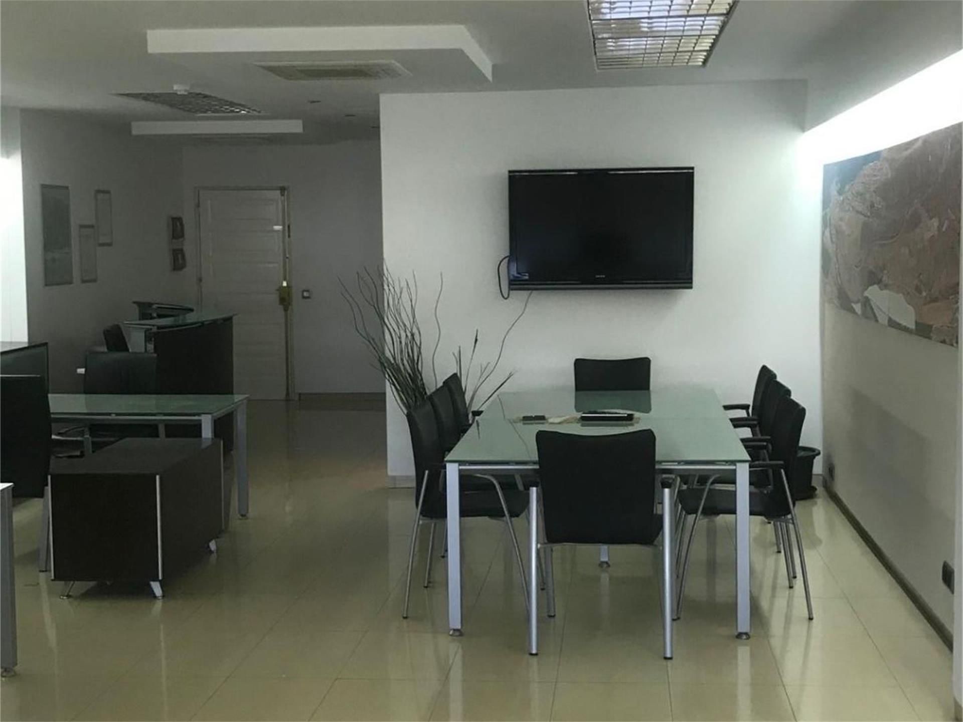 Oficina de lloguer en San Bartolomé de Tirajana