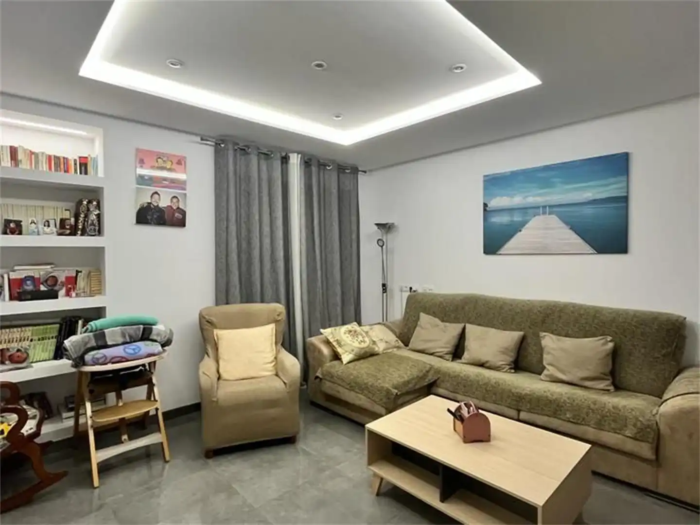 Casa o chalet en venta en Calle Los Labradores, 2, Alcázar de San Juan Sala de estar de Casa o chalet en venta en Alcázar de San Juan con Aire acondicionado