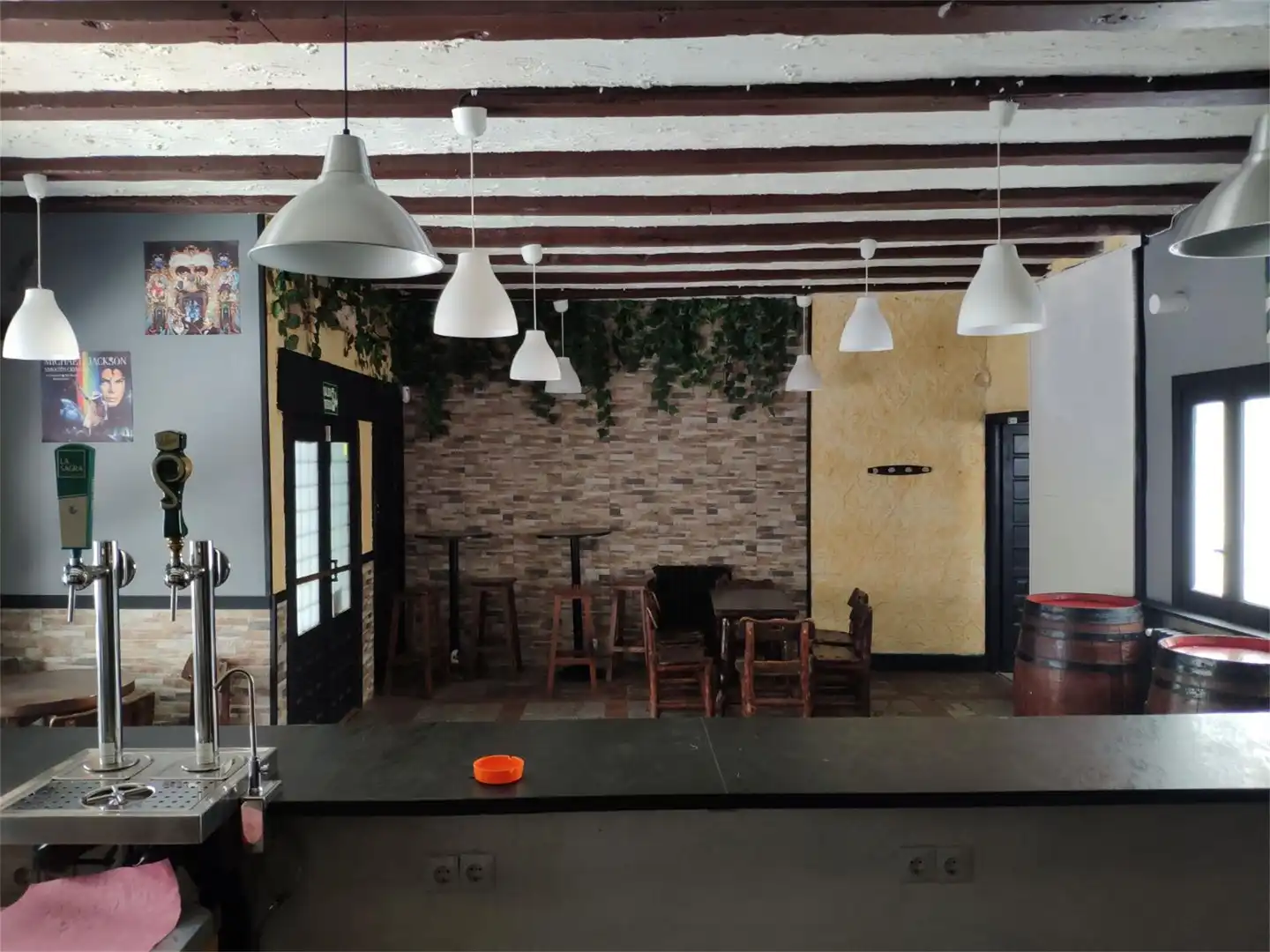 Einfamilien-Reihenhaus zum Verkauf in El Espinar mit Terrasse und Balkon