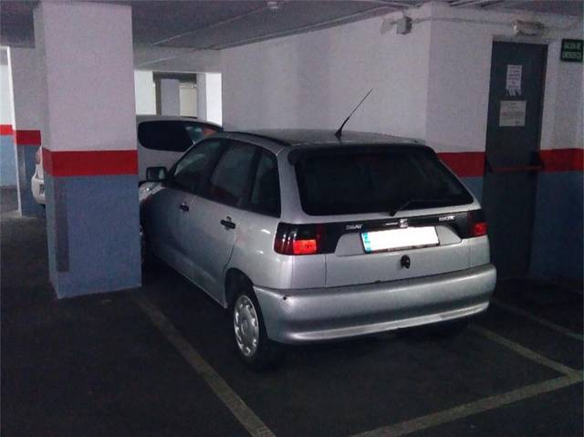 Garaje en Alquiler en Rambla de la Marina, 528 en Centre