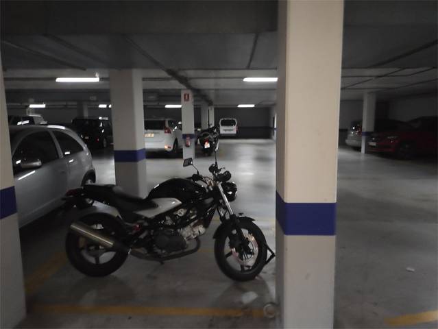 Garaje en Alquiler en Avenida de Barañáin, 3 en San Juan