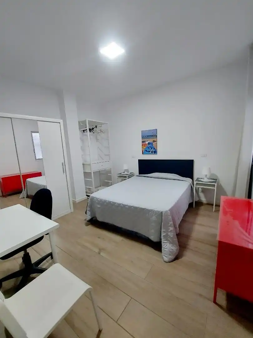 Room in Calle Nicolás Estévanez, 3, Santa Catalina - Canteras Room in Calle Nicolás Estévanez, 3, Santa Catalina - Canteras
