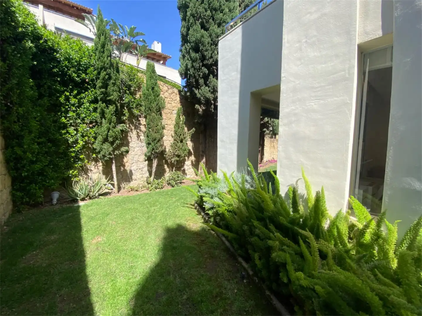 Piso en venta en Urbanización Balcones de Sierra Blanca, 8, Sierra Blanca Jardín de Piso en venta en Marbella con Aire acondicionado, Calefacción y Jardín privado