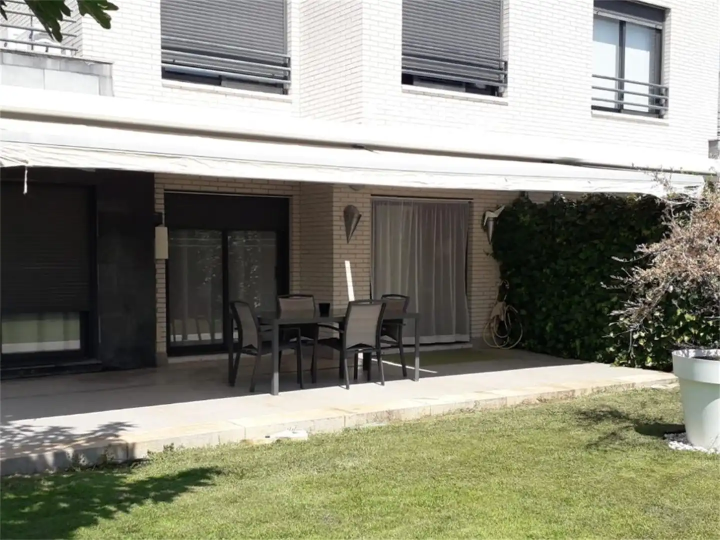 Detached homes for sale in Calle J. Sebastián Bach, 7, Rosales del Canal Terrace of Detached homes for sale in Zaragoza with Air Conditioner, Heating and Private garden