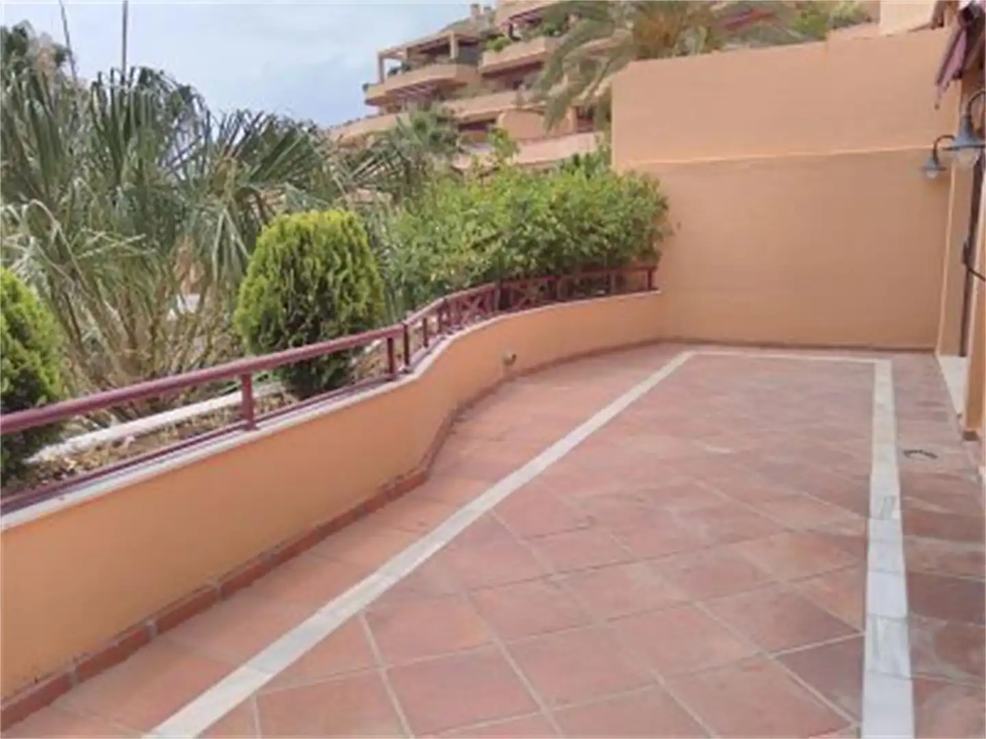 Wohnungen zum Verkauf in Urbanizacion Riviera Andaluza, 58, Seghers Terrasse von Wohnungen zum Verkauf in Estepona mit Klimaanlage, Terrasse und Schwimmbad