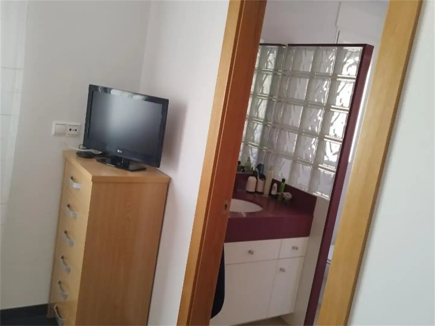 Planta baja en venta en Corral-Rubio Baño de Planta baja en venta en Corral-Rubio con Aire acondicionado, Terraza y Trastero