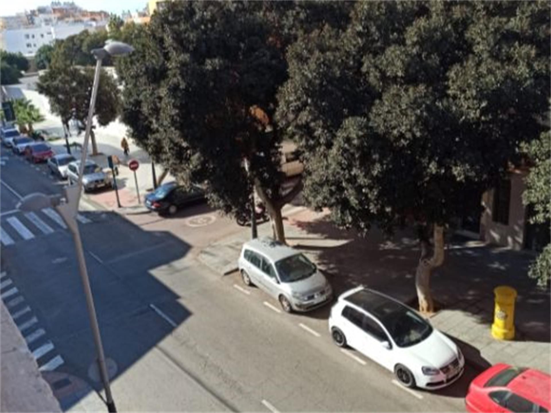 Exterior view of Flat for sale in  Almería Capital  with Furnished and Community parking