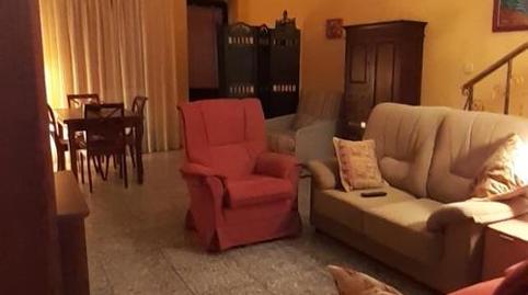 Foto 2 de Casa adosada en venda a Calle las Parras, 19, Castellar, Jaén