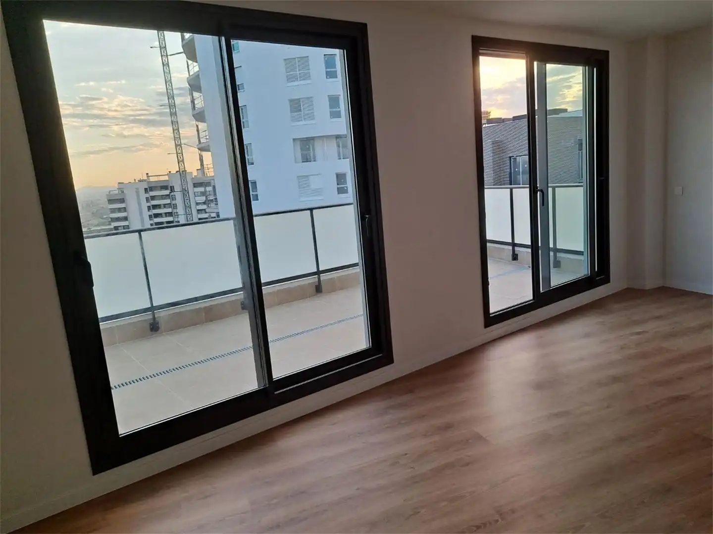 Terrassa de Pis de lloguer en Valencia amb Aire condicionat, Calefacció i Jardí privat