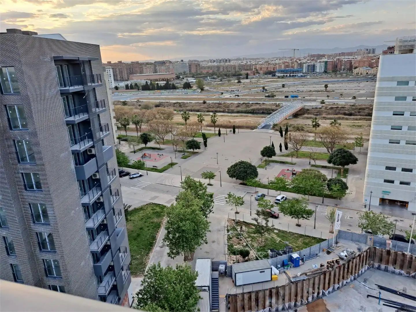 Vista exterior de Pis de lloguer en Valencia amb Aire condicionat, Calefacció i Jardí privat