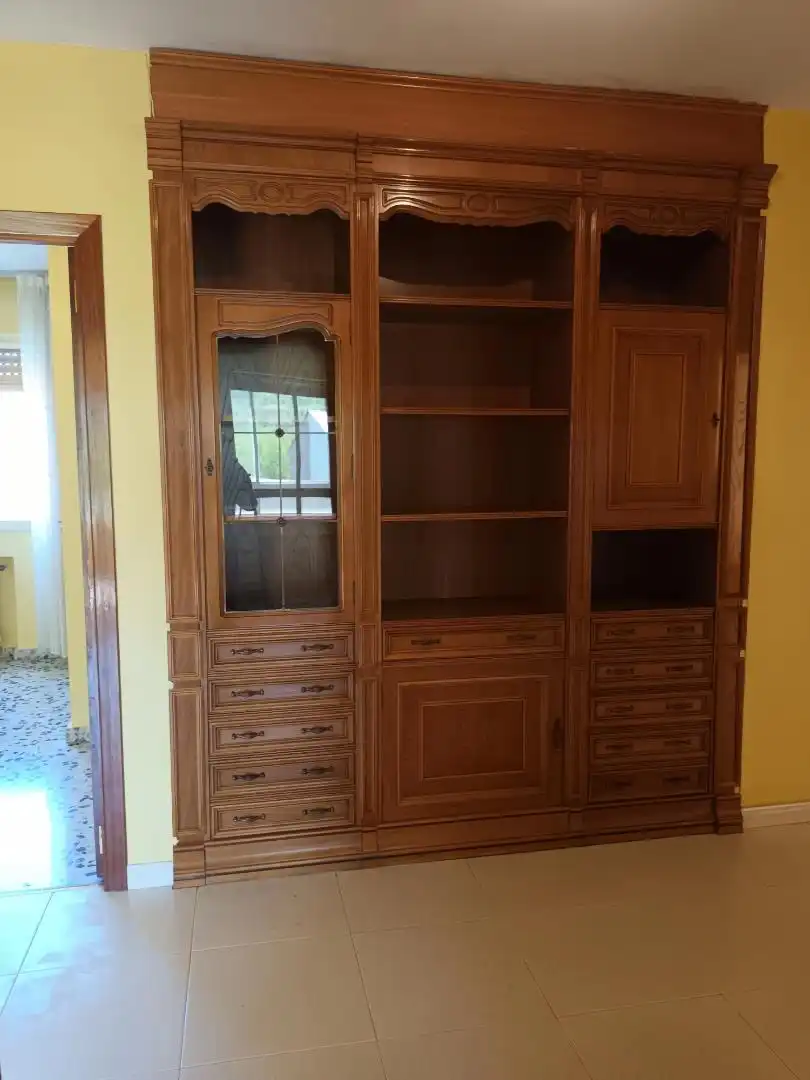 Piso en venta en Avenida de Portugal, 156, Flores de Sil - La Placa Piso en venta en Ponferrada con Calefacción, Jardín privado y Trastero