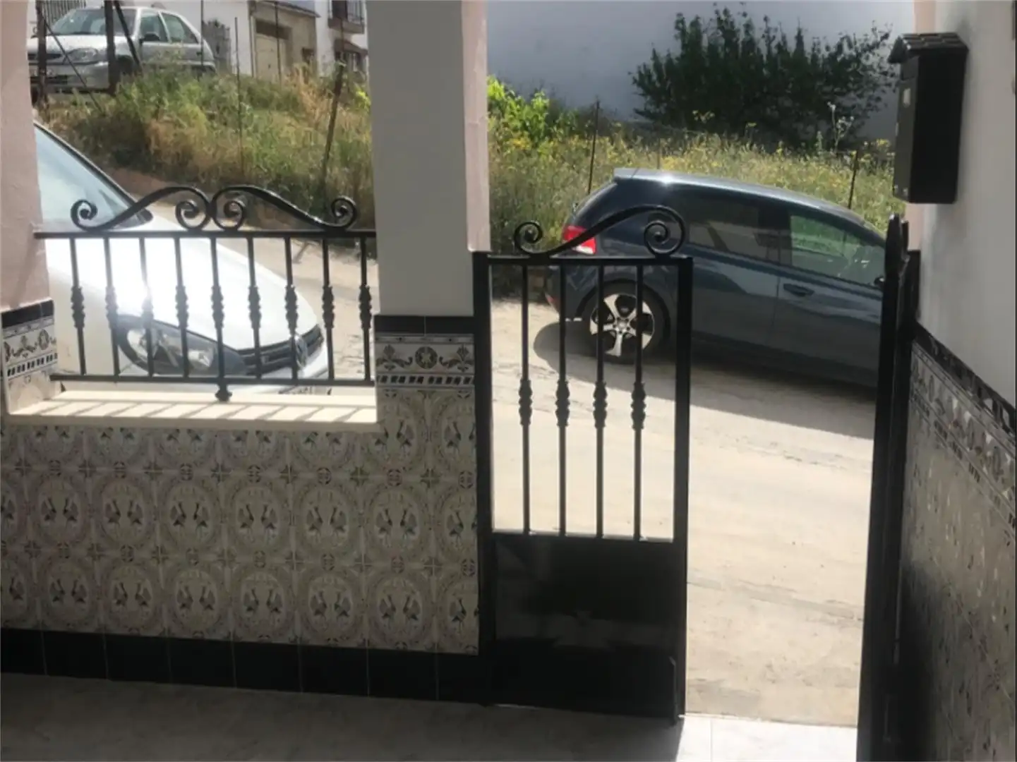 Casa adosada en venta en Calle Velázquez, 3, Algodonales Vista exterior de Casa adosada en venta en Algodonales con Aire acondicionado y Terraza