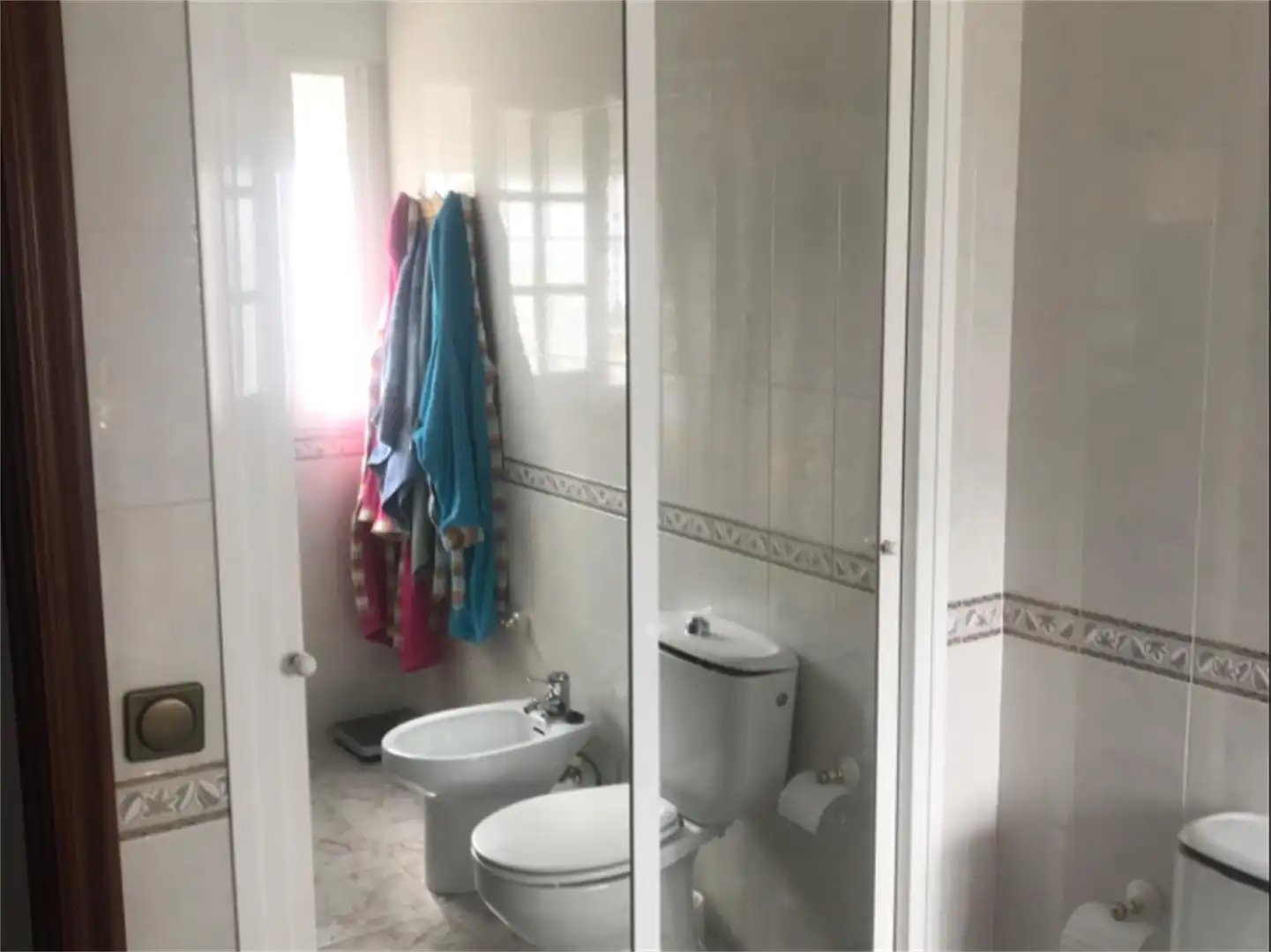 Casa adosada en venta en Calle Velázquez, 3, Algodonales Baño de Casa adosada en venta en Algodonales con Aire acondicionado y Terraza