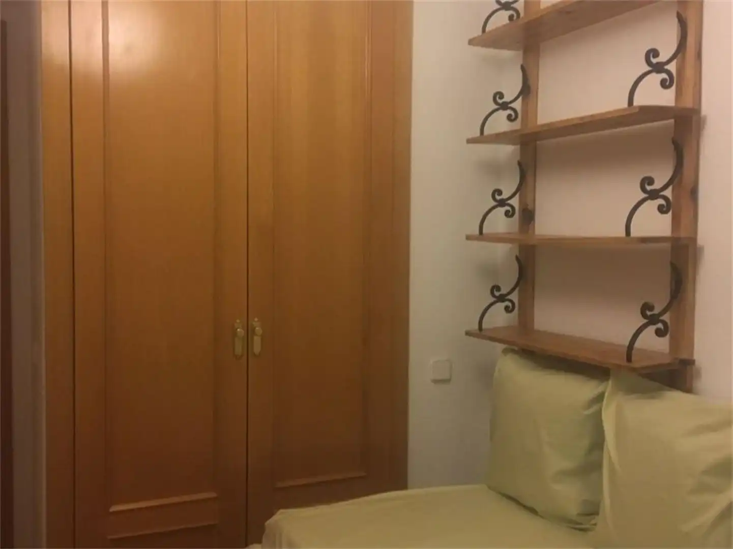 Habitación en Calle de Arturo Soria, 300, Costillares Habitación de Piso para compartir en Madrid con Aire acondicionado, Calefacción y Jardín privado