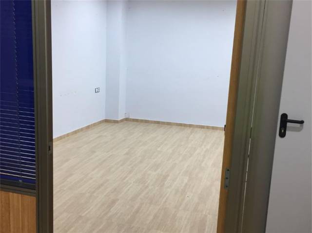 Local comercial en Alquiler en Calle Che Guevara, 2 en Buñol