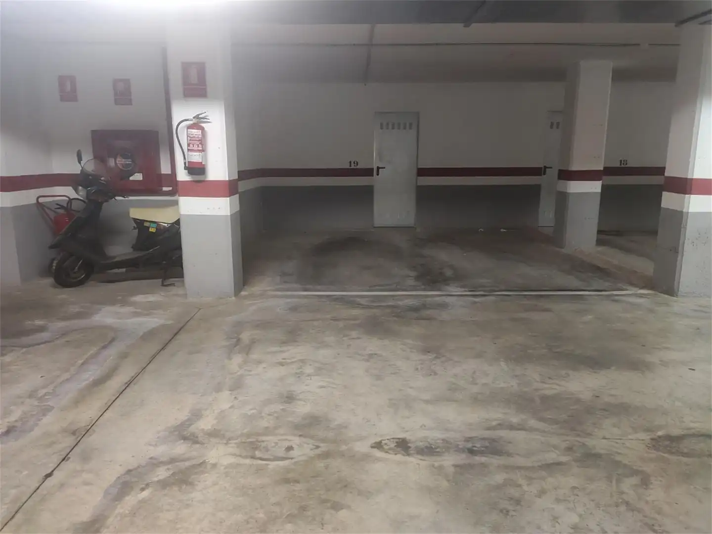 Parkplatz von Garage zum Verkauf in Valencia