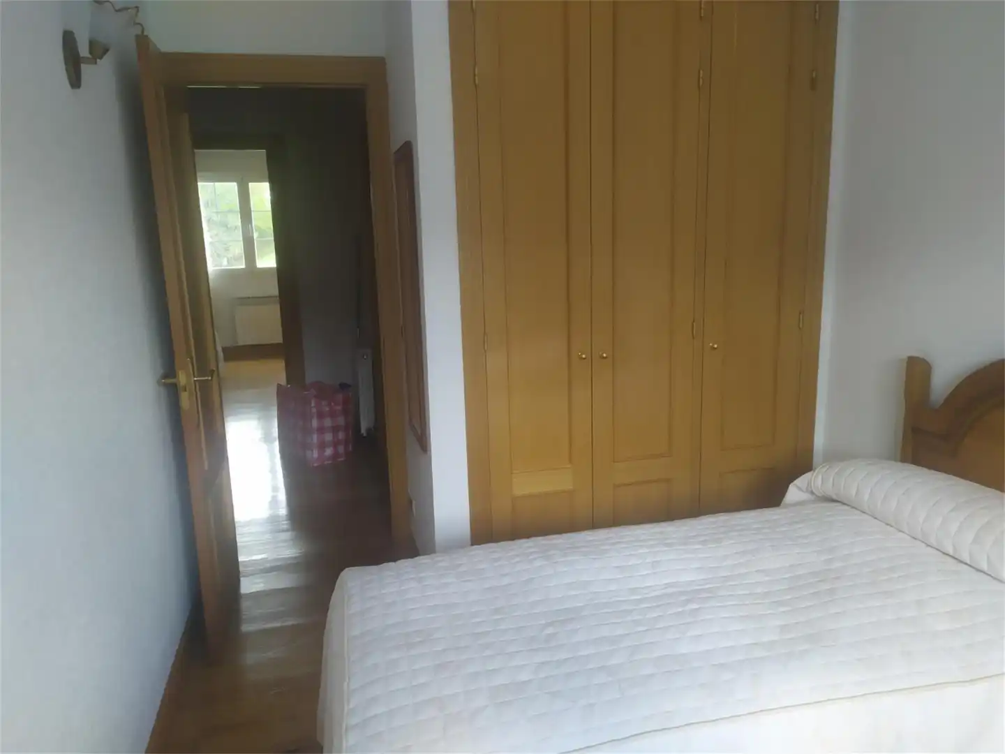 Bedroom of Detached homes for sale in Espinosa de los Monteros  with Terrace