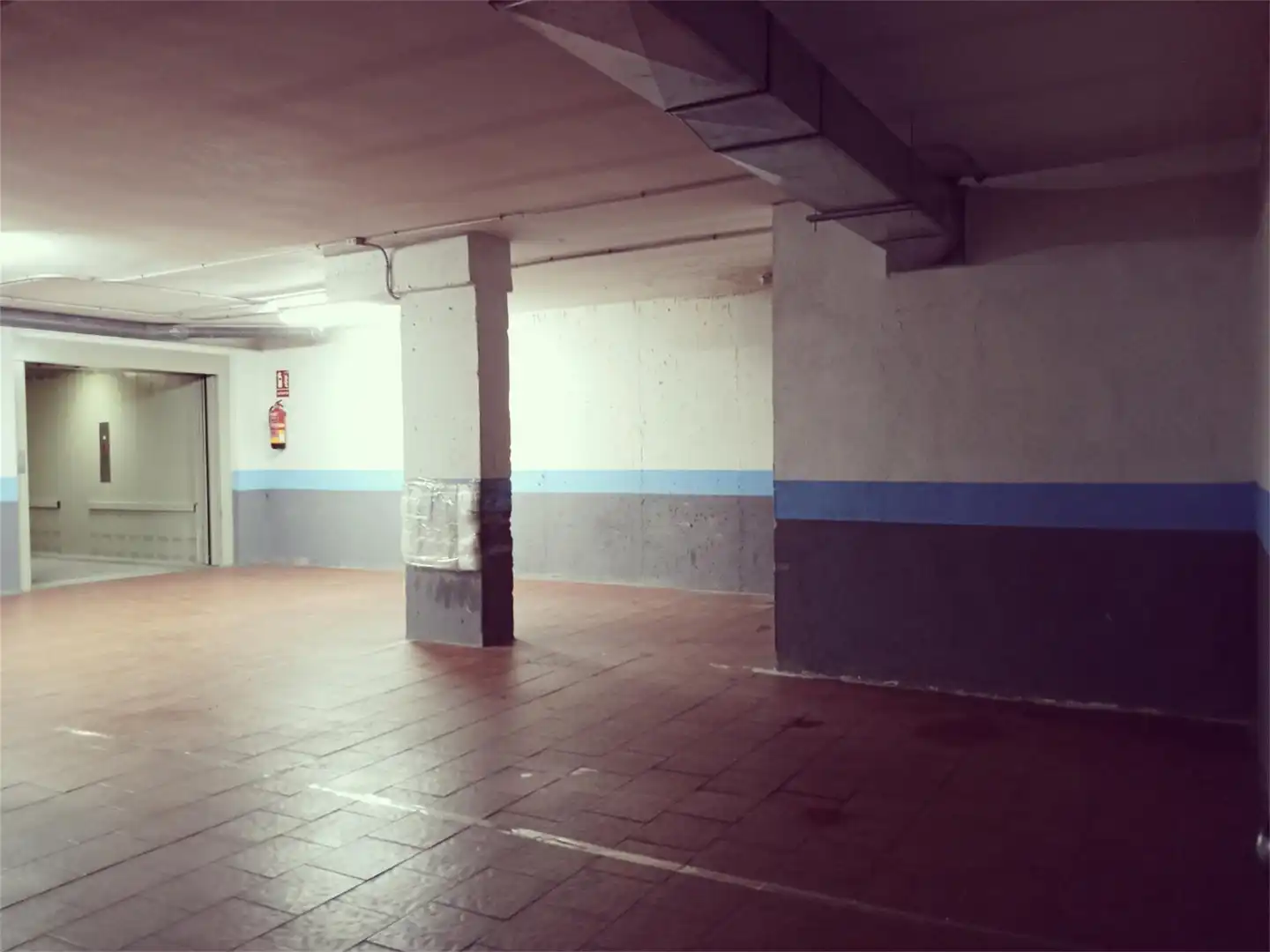 Garage for sale in Leganés