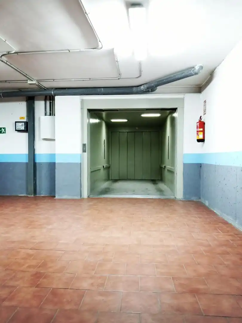 Garage for sale in Leganés