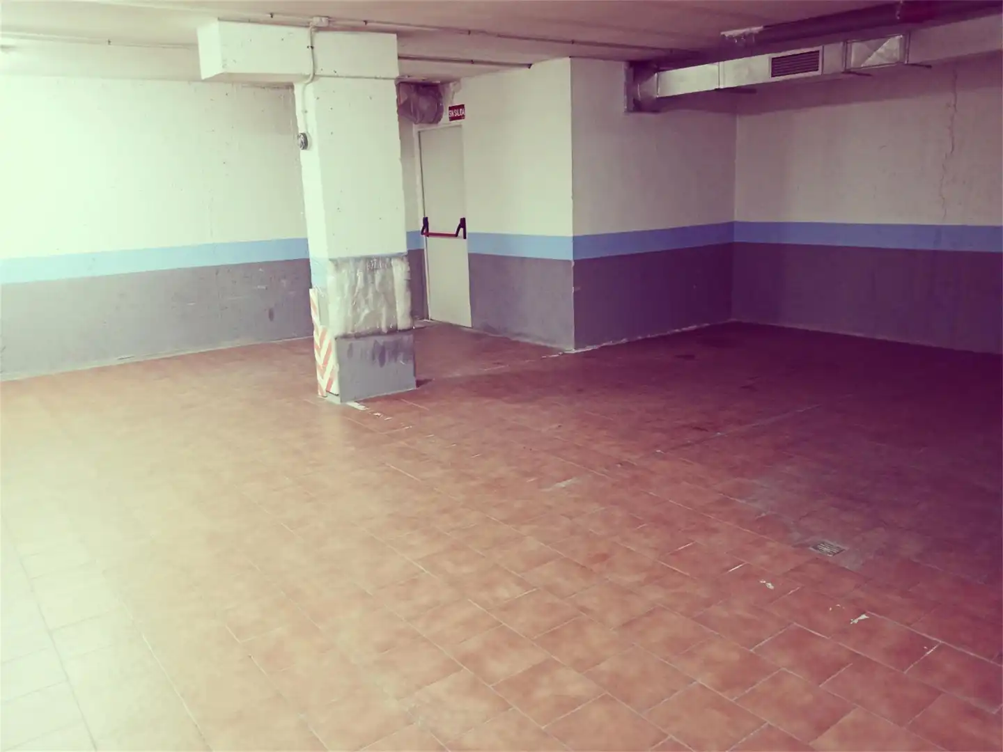 Garage for sale in Leganés